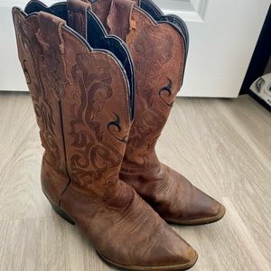 Justin Cowboy boots